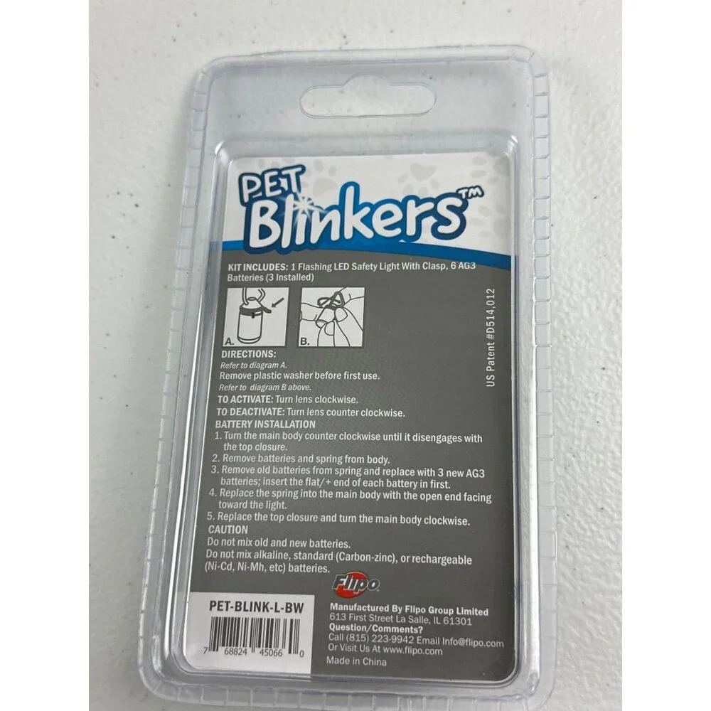 Pet Blinkers LED Safety Light With Clasp & 6 AG3 Batteries For Large Breed Dogs